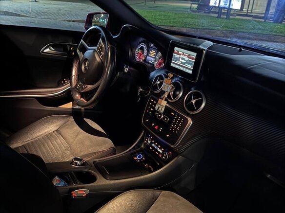 2013 Mercedes-Benz A-Класс 180 III (W176), красный, 1600000 рублей - вид 6