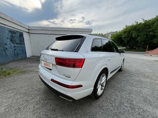 2019 Audi Q7 II (4M), белый, 4950000 рублей, вид 3
