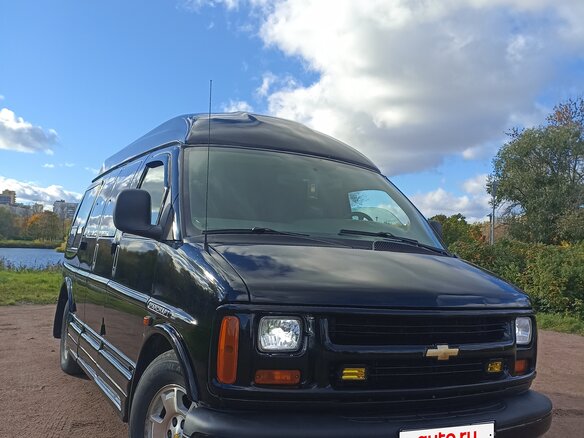 2000 Chevrolet Express I, чёрный, 1230000 рублей - вид 3