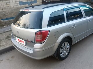 2009 Opel Astra H Рестайлинг, серебристый, 530000 рублей, вид 1