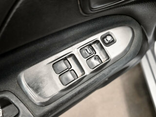 2005 Mitsubishi Lancer IX Рестайлинг, серебристый, 300000 рублей, вид 5