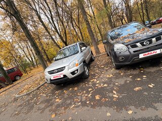 2010 Kia Sportage II Рестайлинг, серебристый, 780000 рублей, вид 3