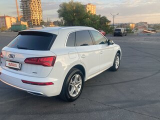 2019 Audi Q5 45 TFSI II (FY), белый, 3200000 рублей, вид 3