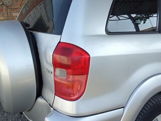 2001 Toyota RAV4 II (XA20), серебристый, 770000 рублей, вид 4