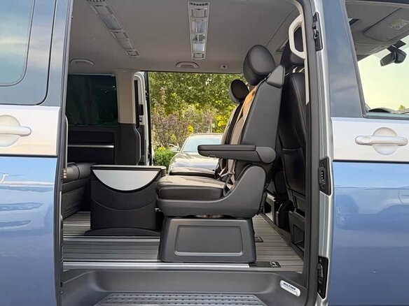 2018 Volkswagen Multivan T6, белый, 6775000 рублей - вид 24