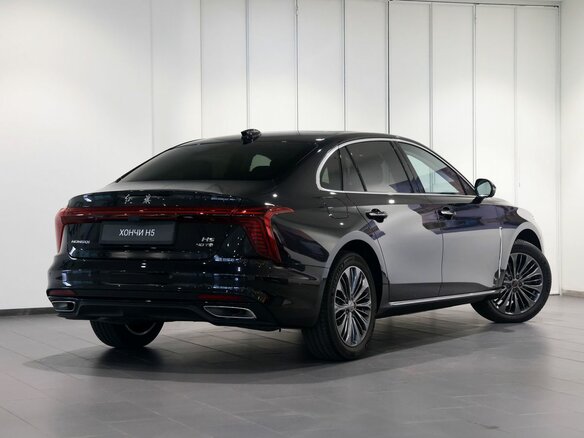 2026 Hongqi H5 II Рестайлинг, чёрный, 4480000 рублей - вид 3