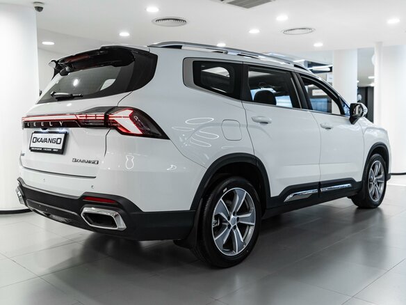 2026 Geely Okavango I Рестайлинг, белый, 4006461 рублей - вид 5