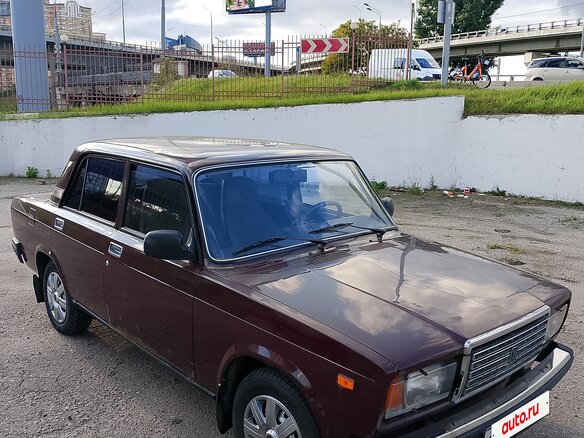 2006 Lada (ВАЗ) 2107, пурпурный, 210000 рублей
