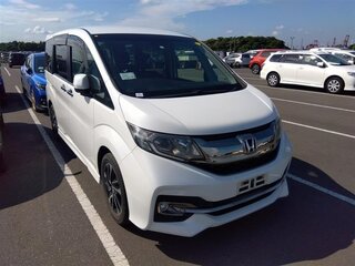 2016 Honda Stepwgn Spada V, белый, 1650000 рублей, вид 1