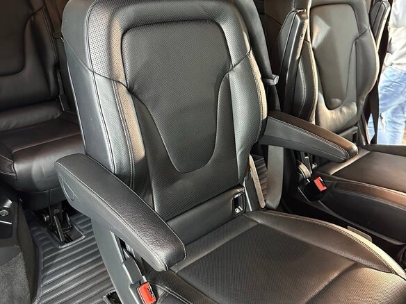 2019 Mercedes-Benz V-Класс Compact 300 d компактный III (W447) Рестайлинг, серый, 6500000 рублей - вид 6