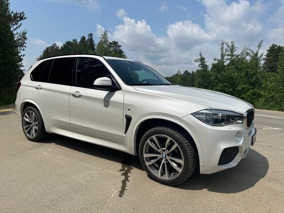 2017 BMW X5 30d III (F15), белый, 4900000 рублей - вид 9