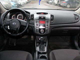 2011 Kia Cerato 4-speed II, серый, 1200000 рублей, вид 5