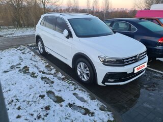 2018 Volkswagen Tiguan II, белый, 2450000 рублей, вид 2
