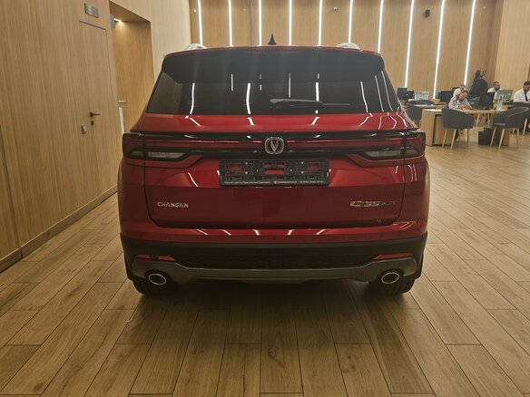 2024 Changan CS35 Plus I Рестайлинг, красный, 2709900 рублей - вид 6