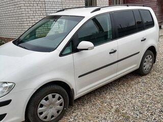 2008 Volkswagen Touran I Рестайлинг, белый, 1200000 рублей, вид 4