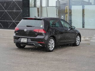 2017 Volkswagen Golf VII Рестайлинг, чёрный, 1630000 рублей, вид 5