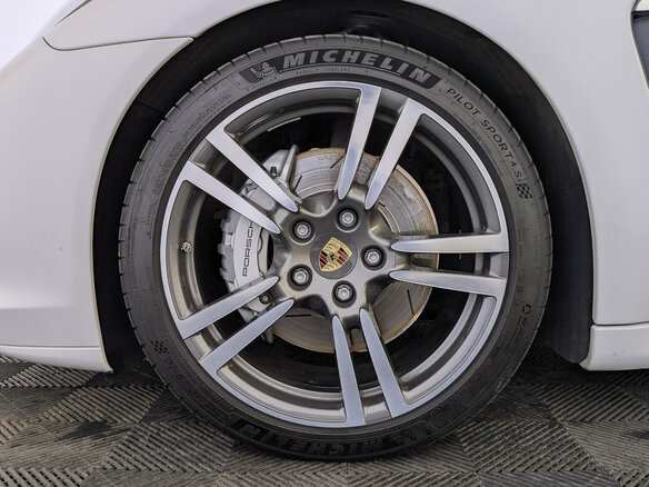 2011 Porsche Panamera 4S I, белый, 5200000 рублей - вид 11