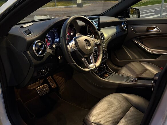 2014 Mercedes-Benz CLA 250 I (C117, X117), белый, 1820000 рублей - вид 4