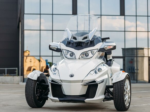 2015 BRP Can-Am Spyder, белый, 1528202 рублей - вид 9