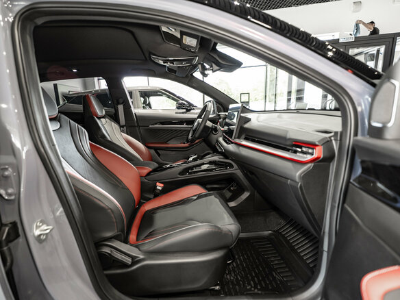 2026 Geely Coolray I Рестайлинг, фиолетовый, 2964990 рублей - вид 9