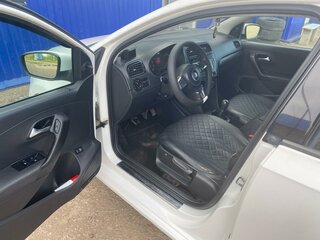 2012 Volkswagen Polo V, белый, 700000 рублей, вид 5