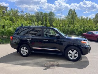 2014 Toyota Land Cruiser 200 Series Рестайлинг 1, чёрный, 3000000 рублей, вид 3