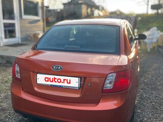2009 Kia Rio II Рестайлинг, оранжевый, 390000 рублей, вид 3