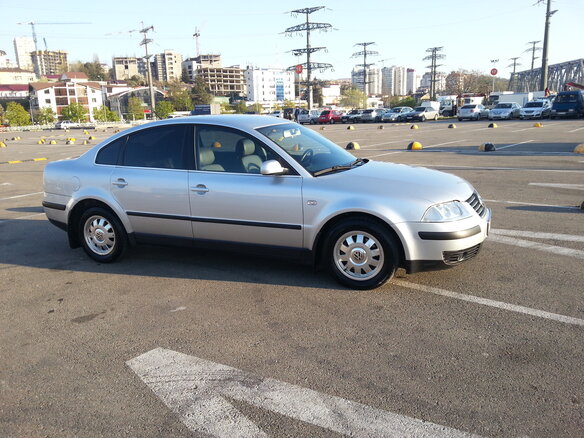 2002 Volkswagen Passat B5 Рестайлинг, серый - вид 4