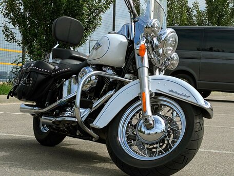 2013 Harley-Davidson Heritage, белый, 1250000 рублей, вид 3