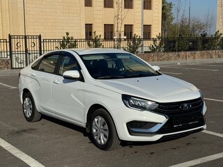 2024 Lada (ВАЗ) Vesta I Рестайлинг (NG), белый, 1830000 рублей, вид 1