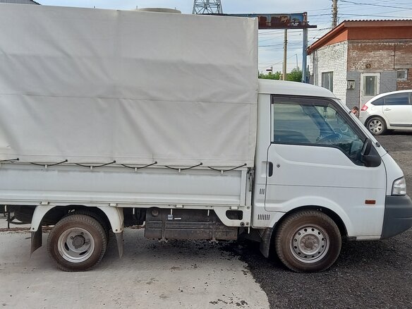 2010 Mazda Bongo, белый, 1700000 рублей - вид 3