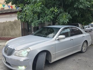 2005 Toyota Crown Majesta IV (S180), серебристый, 1750000 рублей, вид 2