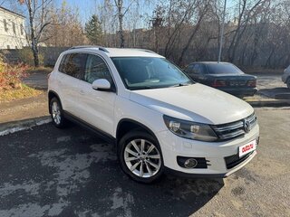 2012 Volkswagen Tiguan I Рестайлинг, белый, 1600000 рублей, вид 3