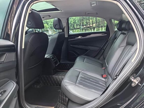 2023 Volkswagen Passat B8 Рестайлинг, чёрный, 1476000 рублей - вид 11