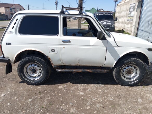 2003 Lada (ВАЗ) 2121 (4x4) I Рестайлинг, белый, 270000 рублей - вид 6