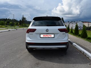 2020 Volkswagen Tiguan II, белый, 2100000 рублей, вид 4