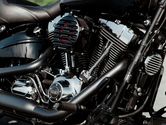 2013 Harley-Davidson Breakout, синий, 1800000 рублей - вид 2