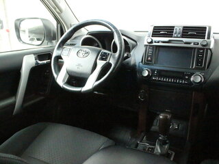 2016 Toyota Land Cruiser Prado 150 Series Рестайлинг 1, белый, 4550000 рублей, вид 1