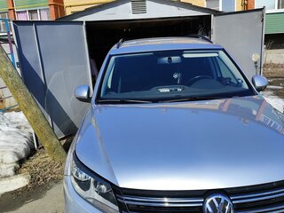2013 Volkswagen Tiguan I Рестайлинг, серебристый, 1000000 рублей, вид 1