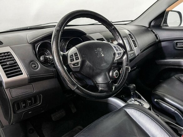 2010 Peugeot 4007, бежевый - вид 12