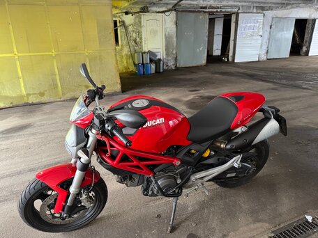 2014 Ducati Monster 696, красный, 450000 рублей, вид 2
