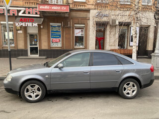 1997 Audi A6 II (C5), серебристый, 450000 рублей, вид 3