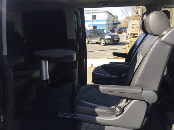 2011 Volkswagen Multivan T5 Рестайлинг, чёрный - вид 9