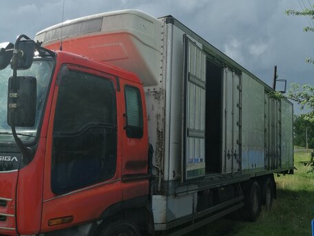 1997 Isuzu Giga (C-series), пурпурный, 2700000 рублей, вид 3