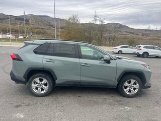 2019 Toyota RAV4 V (XA50), серый, 2790000 рублей, вид 3