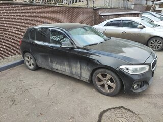2012 BMW 1 серии 118i II (F20/F21), чёрный, 1300000 рублей, вид 3