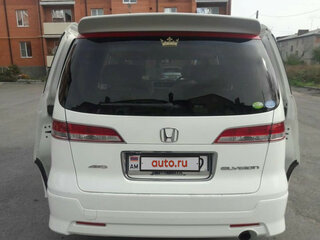 2005 Honda Elysion I, белый, 1200000 рублей, вид 4