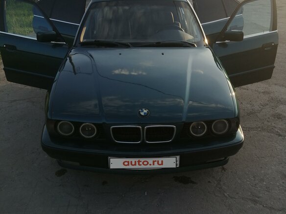 1991 BMW 5 серии 535i III (E34), зелёный - вид 3