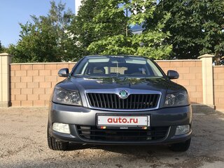 2011 Skoda Octavia II (A5) Рестайлинг, серый, 1050000 рублей, вид 2