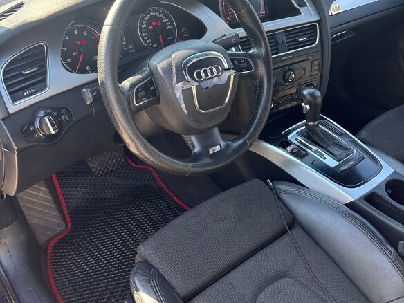 2011 Audi A4 8-speed IV (B8), чёрный, 900000 рублей - вид 5
